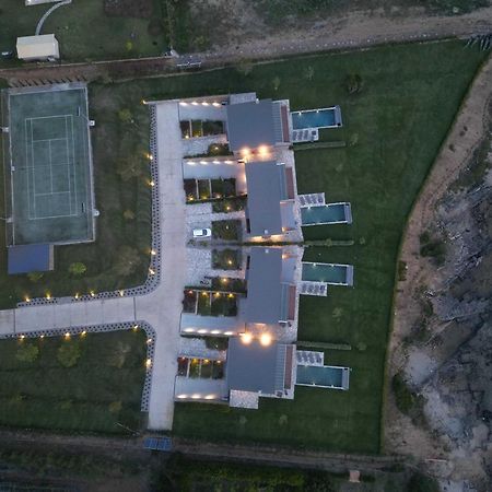 Real Life Homes Luxurious Seafront Villas Each With Their Own Private Pools Korakokhórion Екстериор снимка