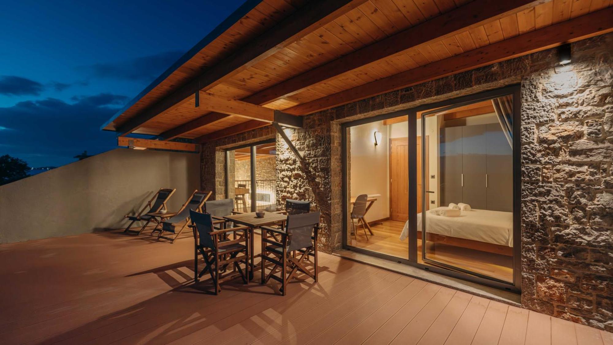 Real Life Homes Luxurious Seafront Villas Each With Their Own Private Pools Korakokhórion Екстериор снимка