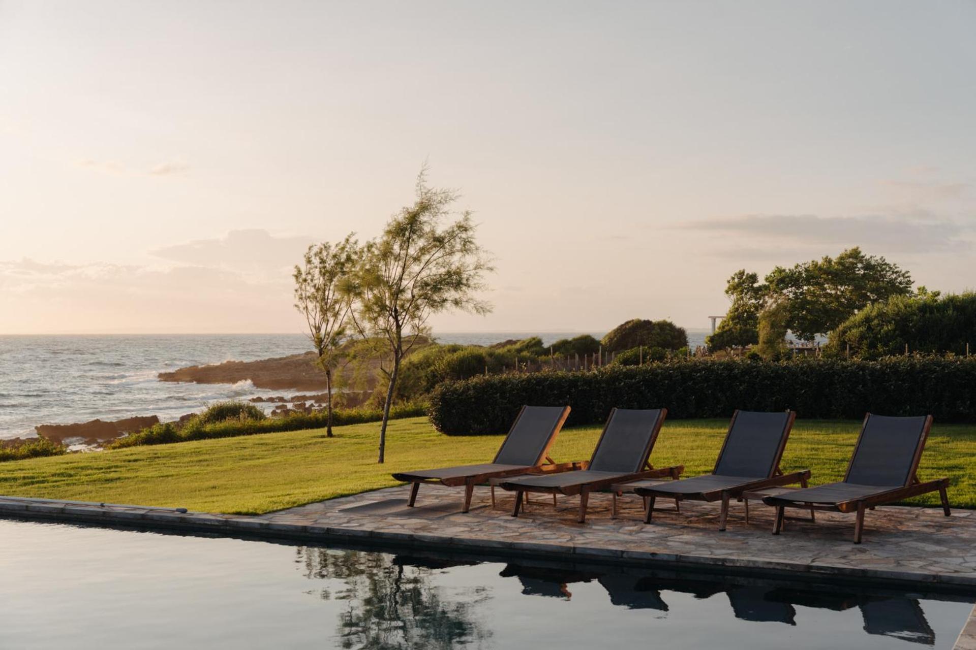 Real Life Homes Luxurious Seafront Villas Each With Their Own Private Pools Korakokhórion Екстериор снимка