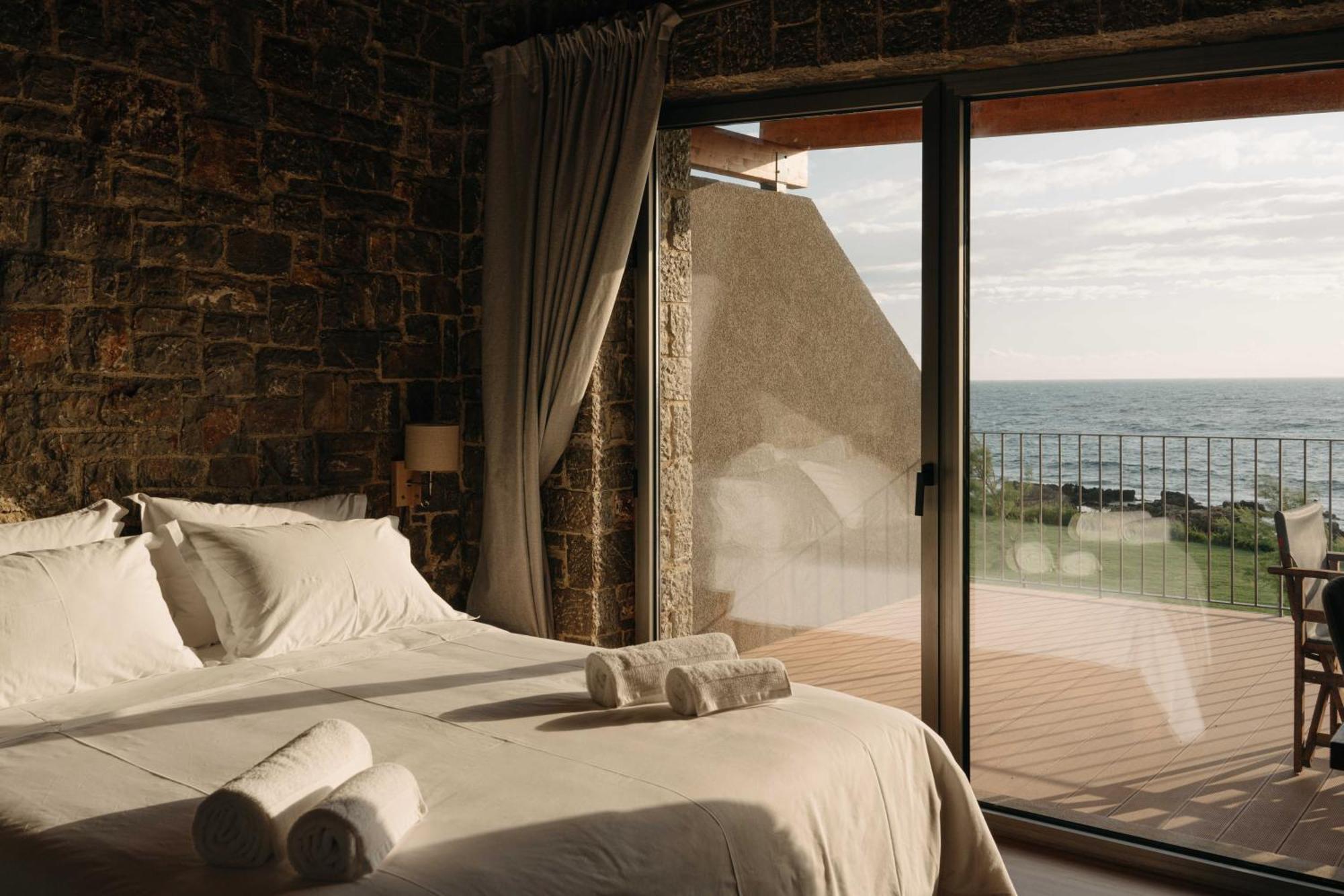 Real Life Homes Luxurious Seafront Villas Each With Their Own Private Pools Korakokhórion Екстериор снимка