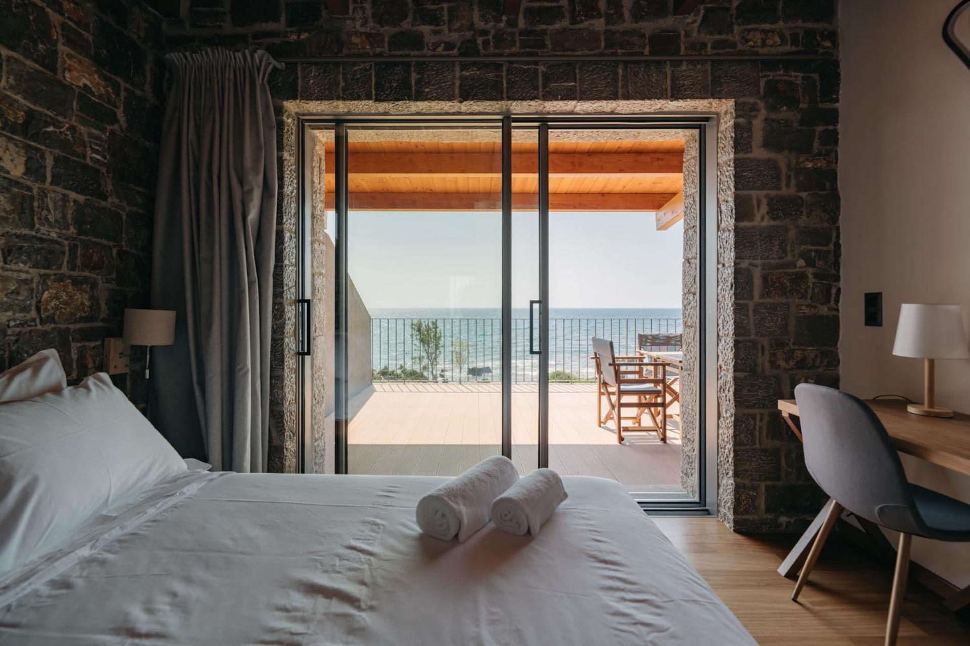 Real Life Homes Luxurious Seafront Villas Each With Their Own Private Pools Korakokhórion Екстериор снимка