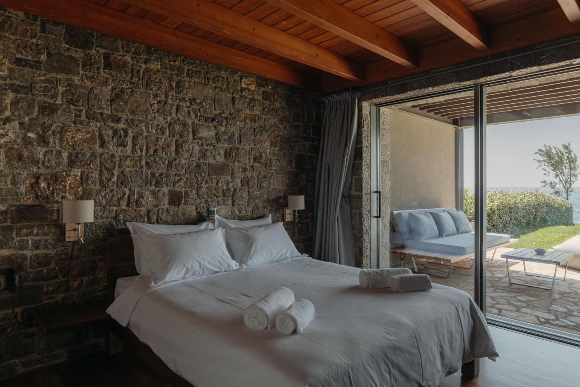 Real Life Homes Luxurious Seafront Villas Each With Their Own Private Pools Korakokhórion Екстериор снимка